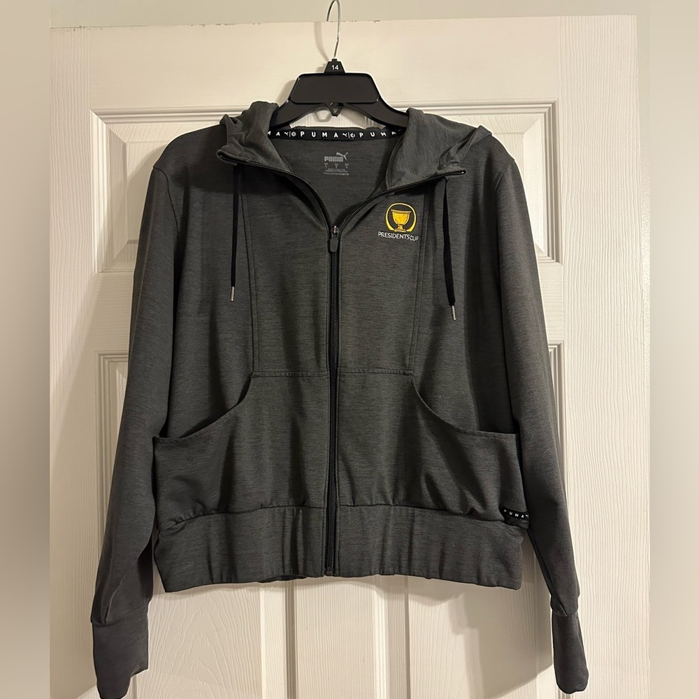 Women’s PUMA President’s Cup zip up jacket - Size‎ Large
